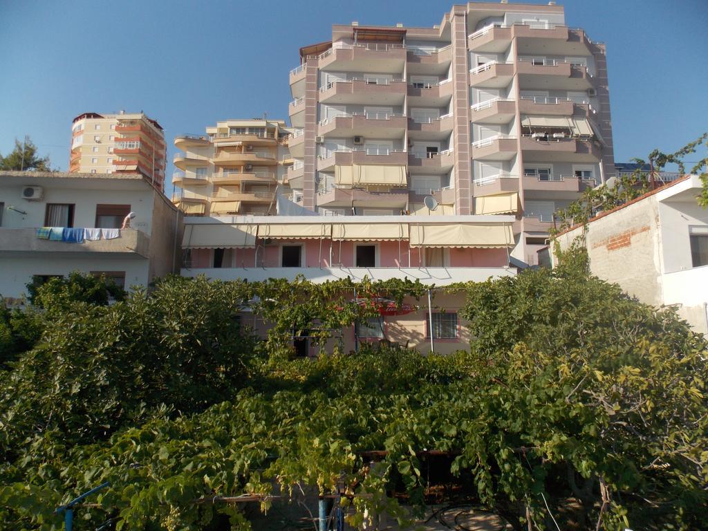 Detjon Beach Apartments Saranda Extérieur photo